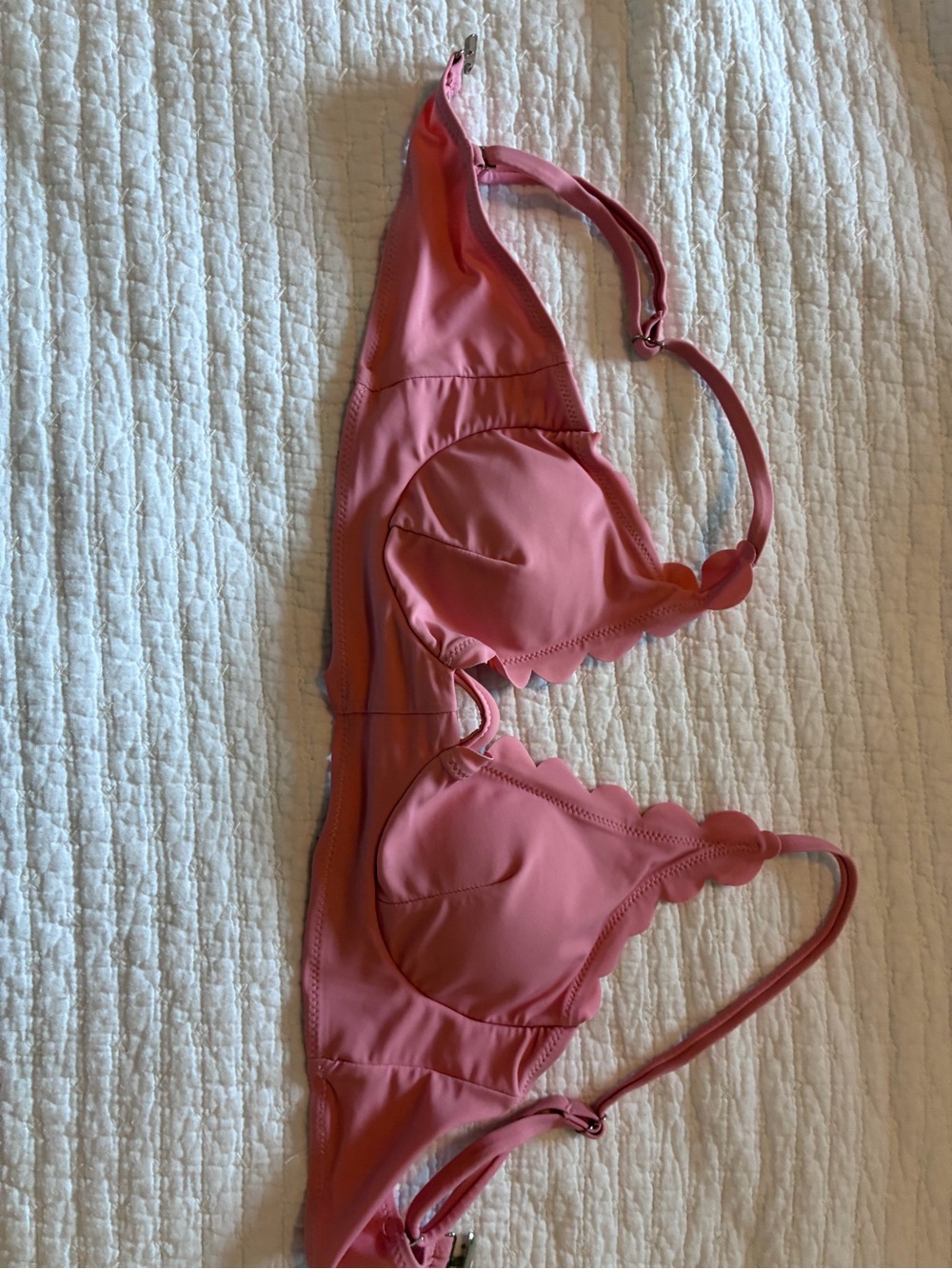 Source Unknown Coral Pink Scallop-Edge Bikini Top